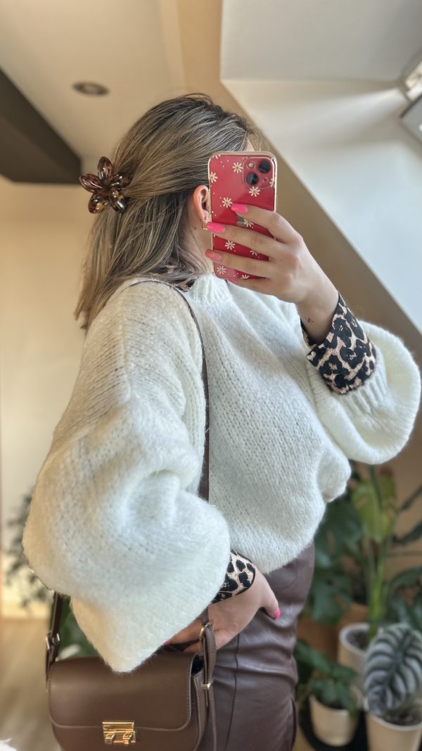 Sweterek bloom